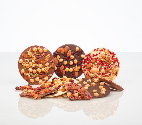 Capricci in cioccolato artigianale Donamalina coperti di frutta secca 